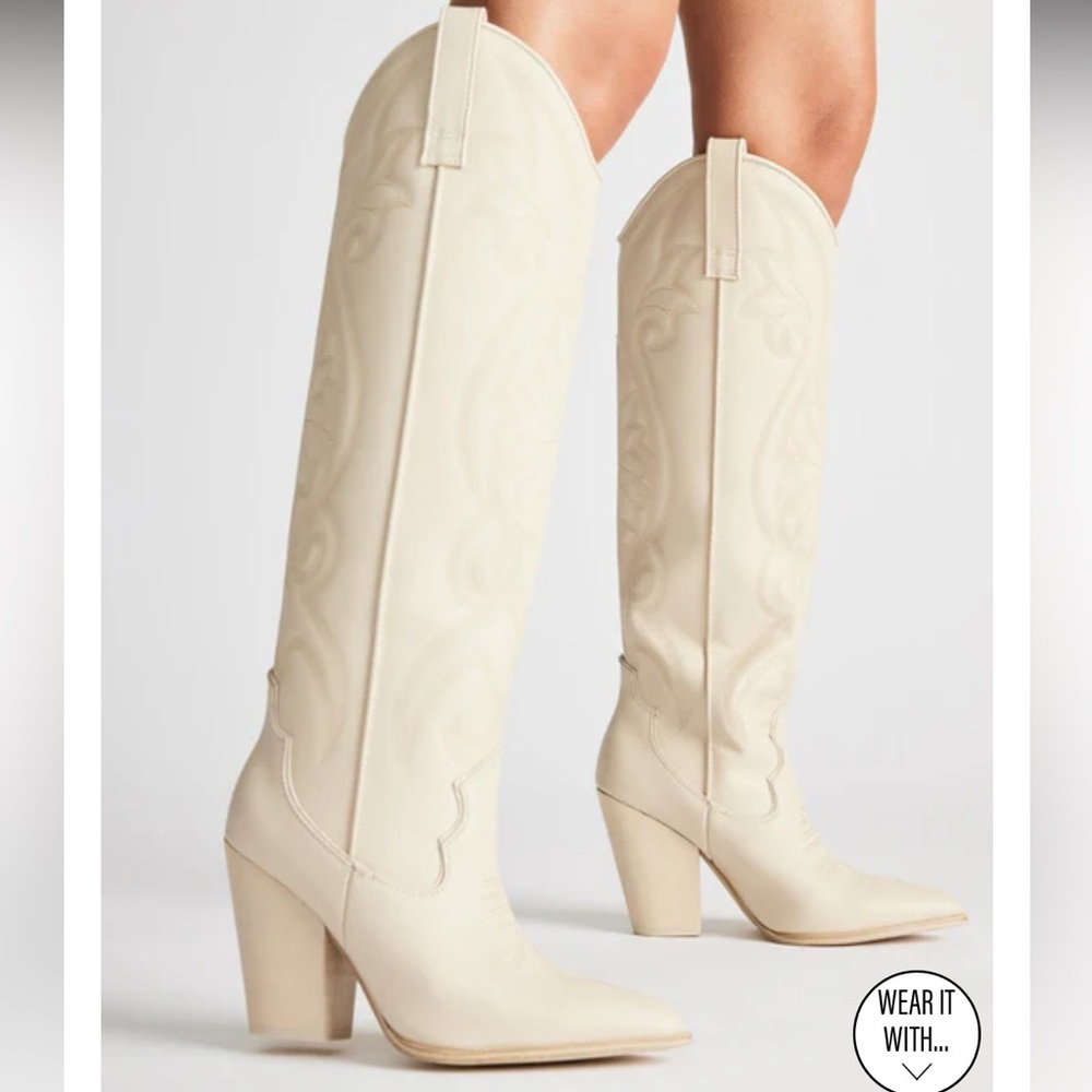 Steve Madden Boots “Lasso Bone Leather” - NEVER WORN - Size 8.5